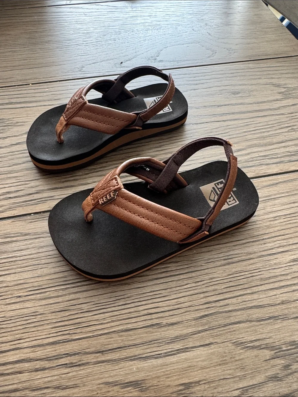 *WORN ONCE* Toddler Reef Little Ahi Sandals